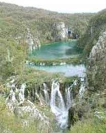 世界遺産「プリトヴィッチェ湖群国立公園」